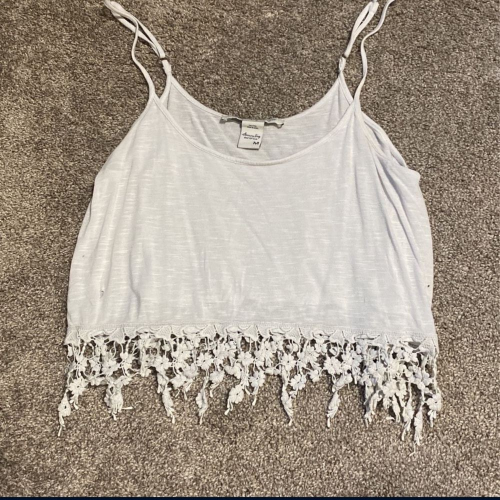 White flower tank top